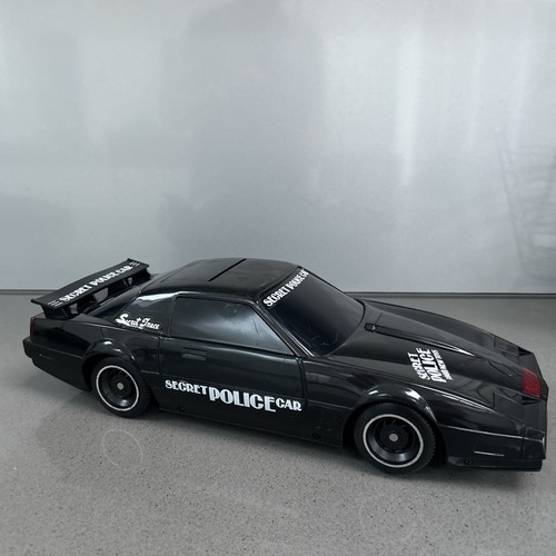 Secret police car - police,