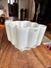 VINTAGE LARGE SHELLEY