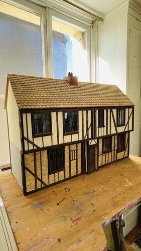 Vintage 20thc tudor manor - 20thc,