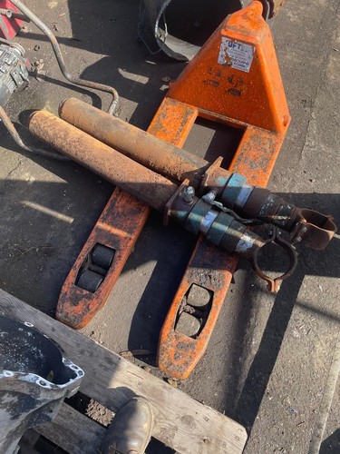 Harsh under floor - tipping, rams