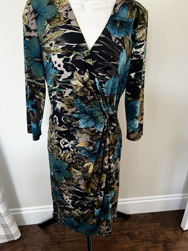Gina bacconi leaf - gina, fully