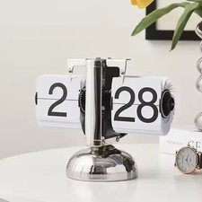 Vintage Flip Down Desk Clock
