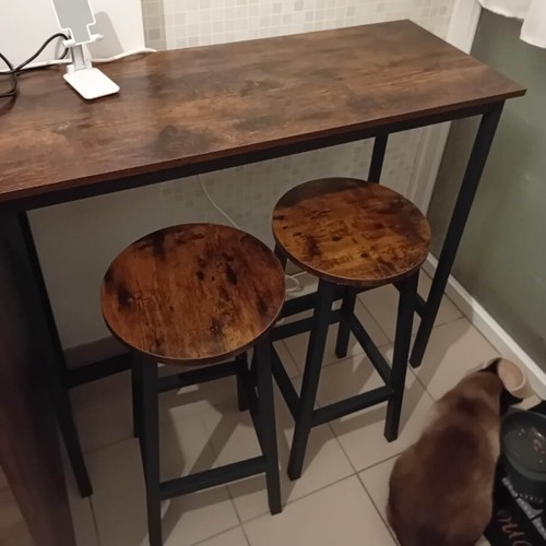 Breakfast bar table and - and, stools