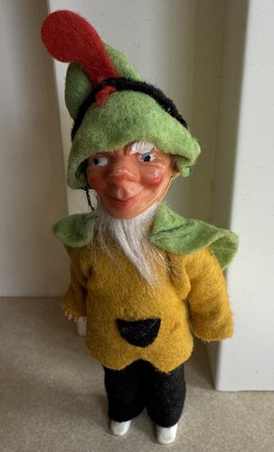 Vintage 1960s leprechaun - 5.5",