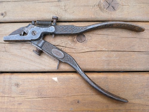 Vintage saw setting tool - saw,