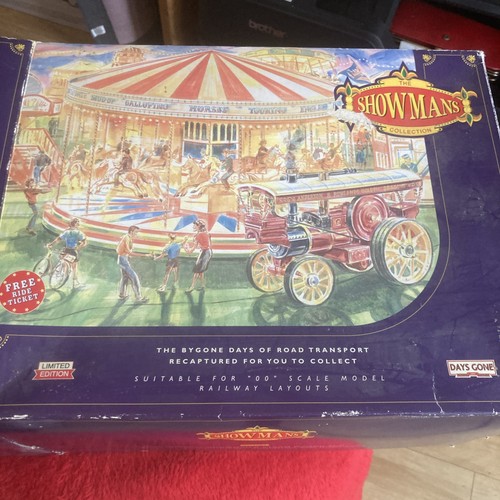 Burrell showman steam wagon - burrell,