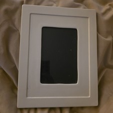 Vtg Irish Belleek Living Ivory Fine Bone China Frame 8x10" For 6x4" photos frame