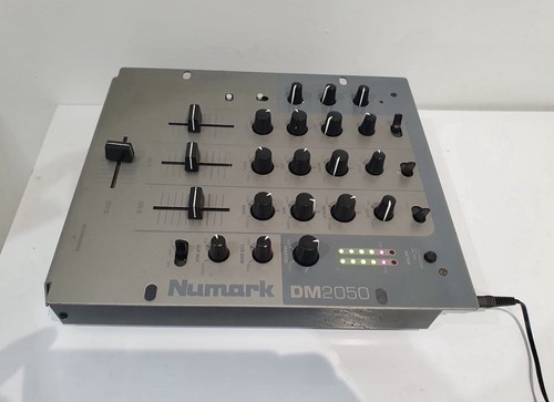 Numark dm2050 channel - 3,