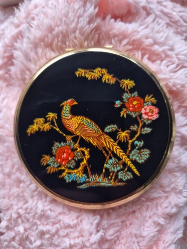 Stratten golden pheasant