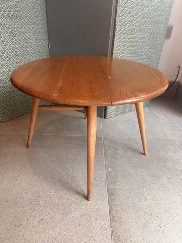 Ercol round table coffee - ercol,