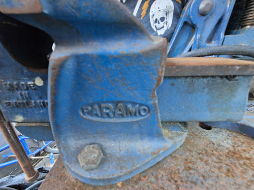 Paramo no1 4inch - 4inch, vice
