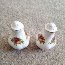 Royal Albert Old Country Roses