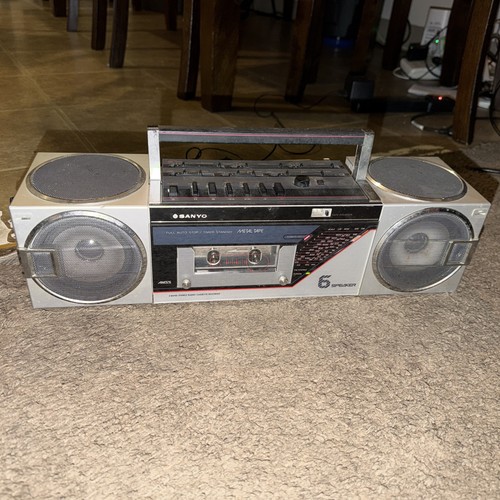Sanyo 7735l boombox - m-7735l, stereo