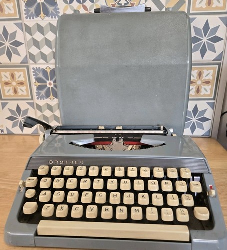 Vintage brother portable - vintage,