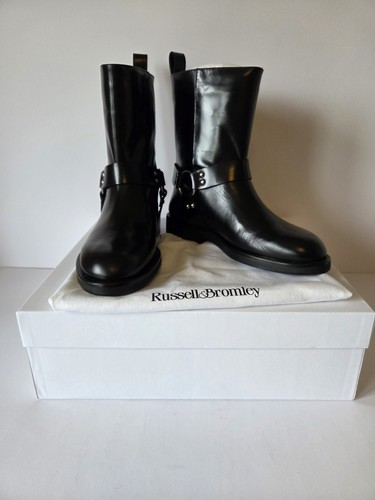 Russell bromley blackford - russell,