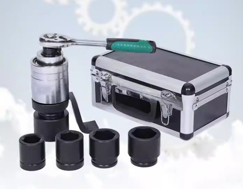 Torque amplifier - torque, wrench