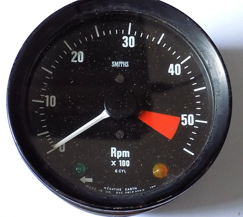 Jaguar xj6 smiths 5500rpm - jaguar, rev