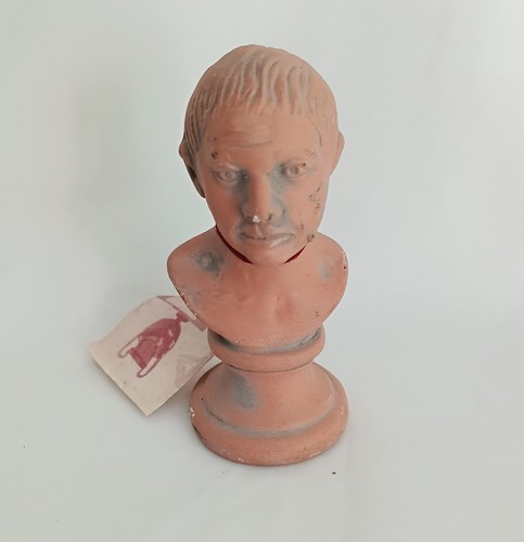 Classical italian roman - italian, style