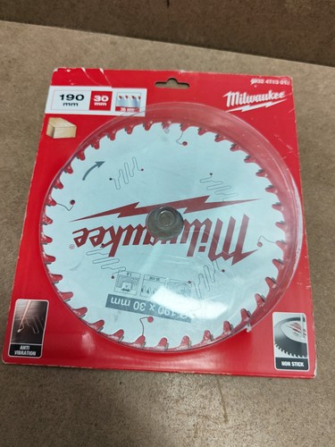 Milwaukee circular saw blade - saw,