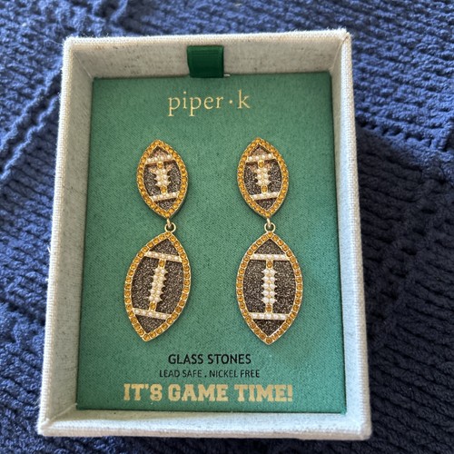 Piper football pierced - piper, k