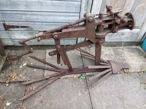 Trusty tractor potato - tractor, lifter