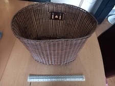 Bike basket, wicker, fitting