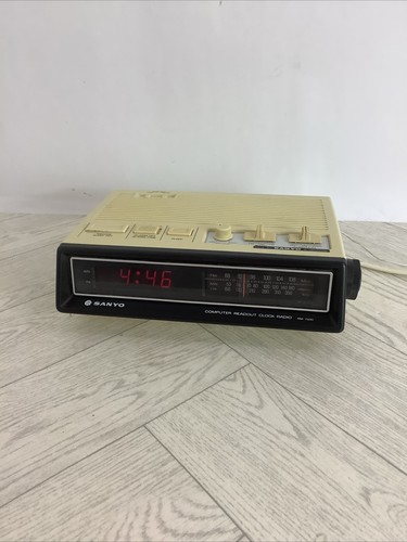 Sanyo rm5100 radio alarm - rm5100,