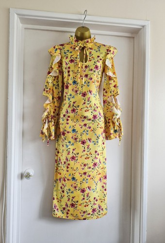 Never fully dressed - dressed, yellow