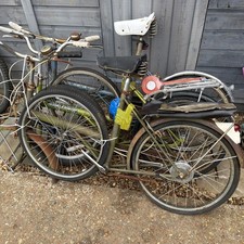 Three Vintage Lady Shopper