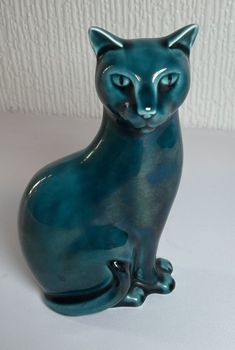 Poole pottery small - small, cat