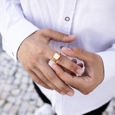 Gold matte signet - gold, men's