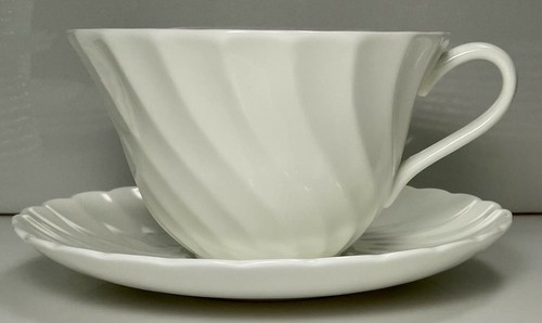 Wedgwood candlelight cup and - wedgwood,
