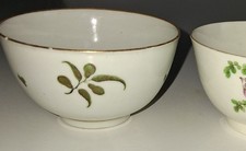 2 18th Century Worcester English Porcelain Tea Bowls 