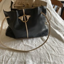 Gigi Leather Handbag in blue