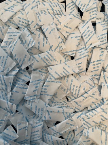Silica gel sachets - gel,