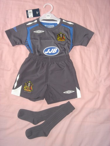 Wigan athletic soccer set - soccer,