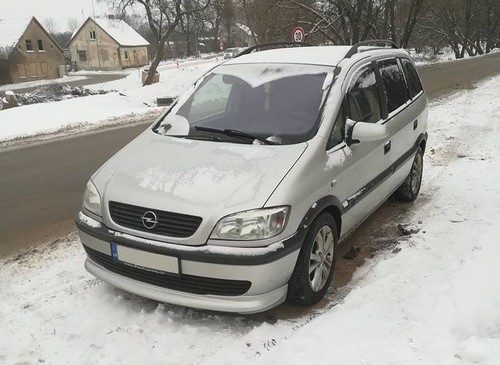 Opel zafira 05 front - opel, a