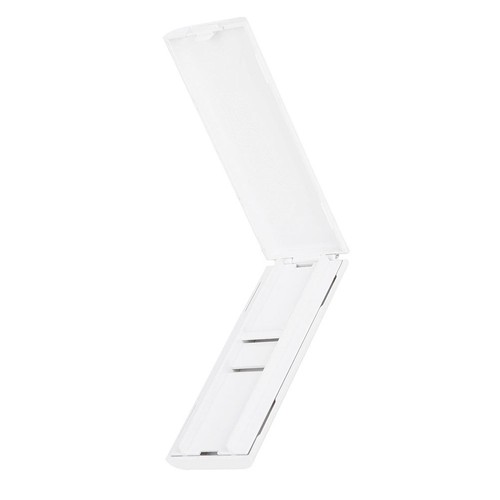 Portable saxophone reed box - portable,