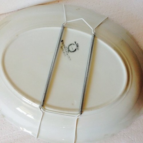 Wire plate hangers white - wire,