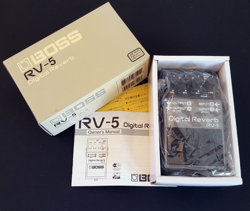 Boss digital reverb - boss, rv-5