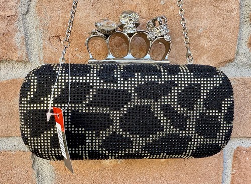 Boutique knuckle duster - boutique,