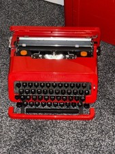Olivetti Valentine Red