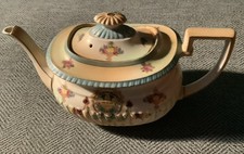 Vintage Crown Devon Erin Tea