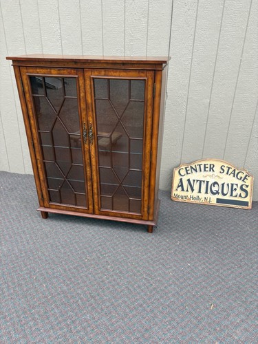 67660 vintage glass front - ,