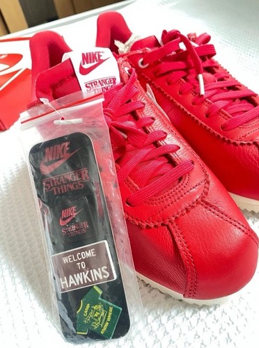 Stranger thing red nike - thing’s,