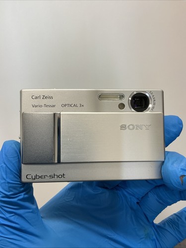 Sony cyber shot digital camera - digital,