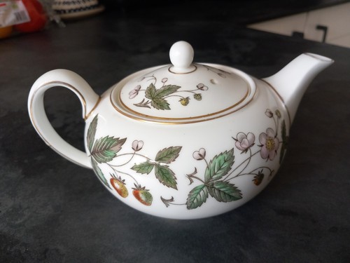 Wedgewood strawberry hill - hill, 1