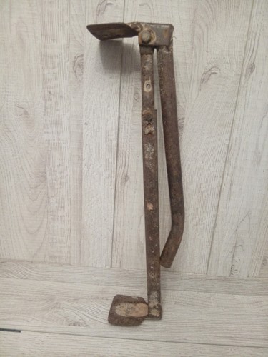 Adjustable brick tongs carrier - adjustable,