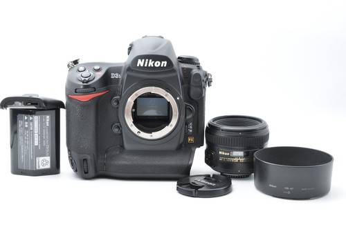 Near mint nikon - mint, digital