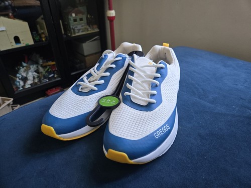 Greggs primark trainers - x,